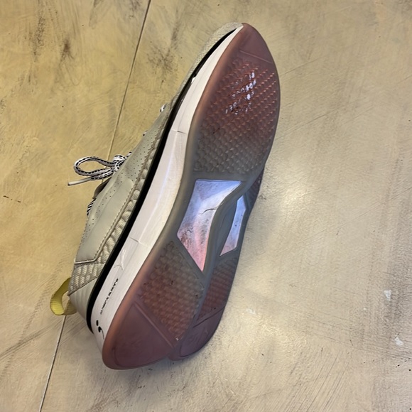 Womens Puma 192934-01 Runner Strength X Selena Gomez Sneakers Size 9 US - Picture 4 of 6